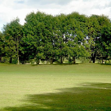 Residence Vtf Les Allees Du Green Levernois Eksteriør billede