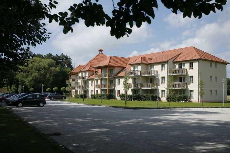 Residence Vtf Les Allees Du Green Levernois Eksteriør billede