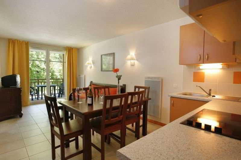 Residence Vtf Les Allees Du Green Levernois Eksteriør billede
