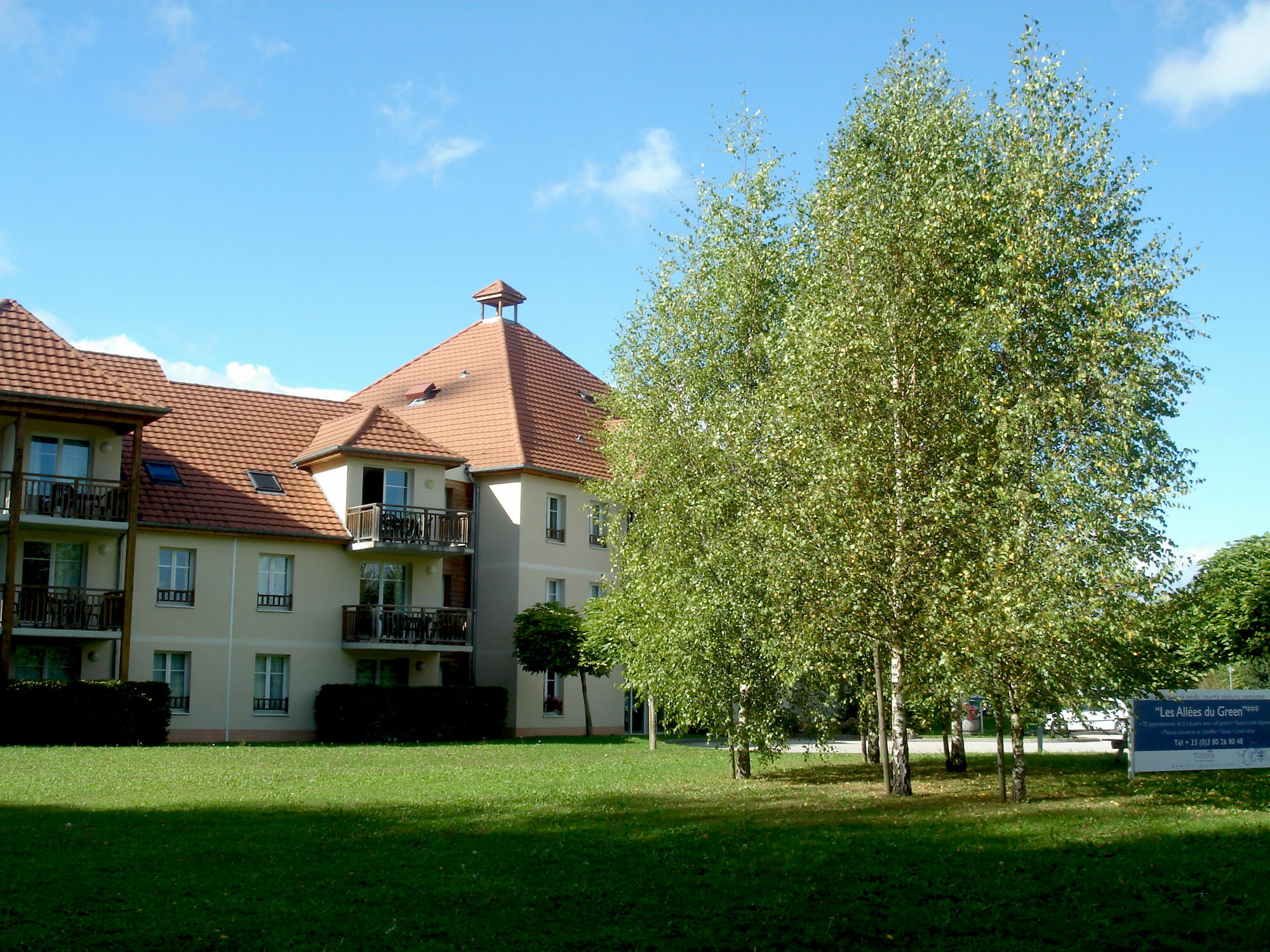 Residence Vtf Les Allees Du Green Levernois Eksteriør billede
